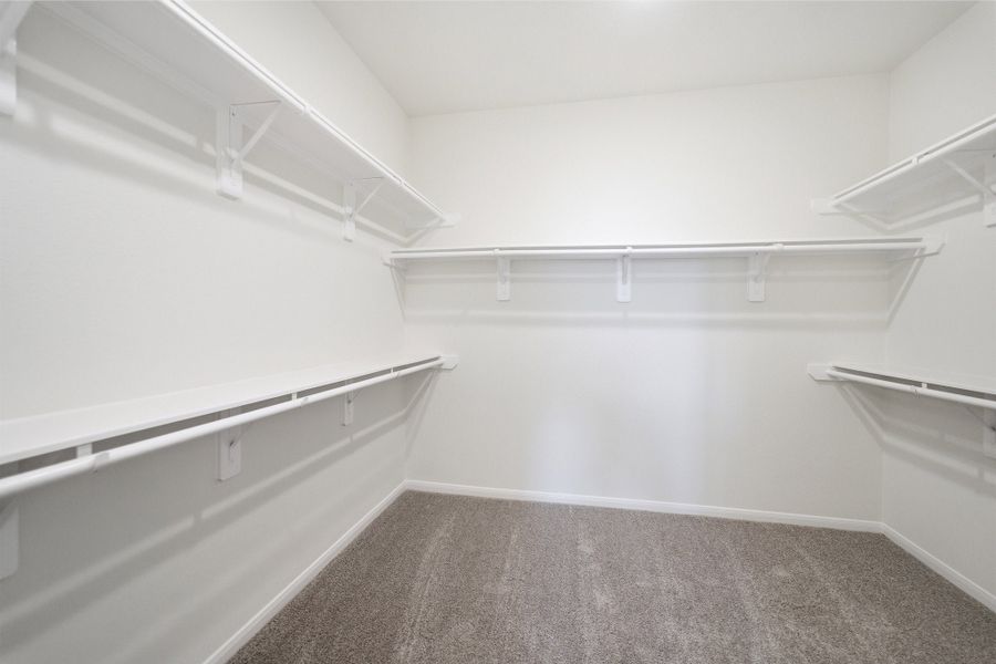 Spacious, unfurnished interior of a new home in Canterra Creek, Rosharon (Image 27). Spacious, unfurnished interior of a new home in Canterra Creek, Rosharon (Image 27).