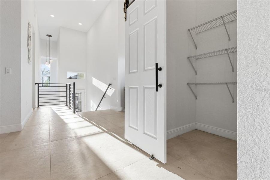 Spacious, unfurnished interior of a new home in , New Port Richey (Image 25).