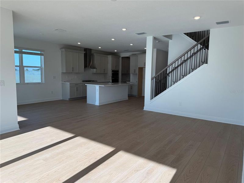 Spacious, unfurnished interior of a new home in Hawkstone, Sarasota (Image 26).