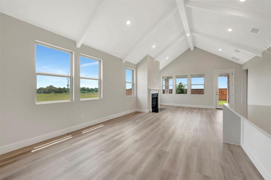 Spacious, unfurnished interior of a new home in Heritage Ranch, Sherman (Image 28). Spacious, unfurnished interior of a new home in Heritage Ranch, Sherman (Image 28).