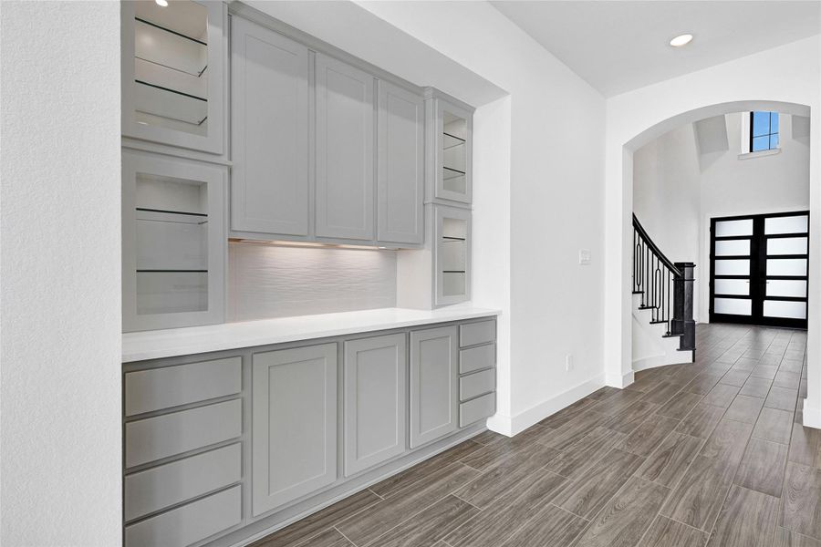 Furnished interior view inside a new home in Cross Creek West, Fulshear (Image 14).