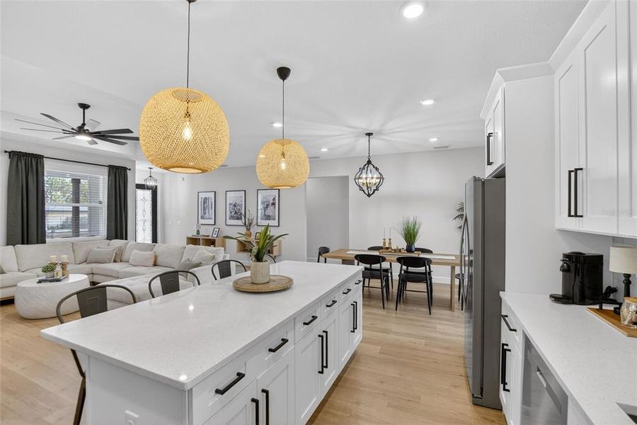 Furnished interior view inside a new home in , Plant City (Image 15).