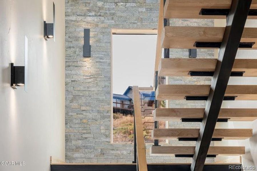 Image 43 of a home in . Image 43 of a home in .