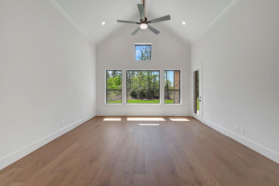 Spacious, unfurnished interior of a new home in , Montgomery (Image 20).