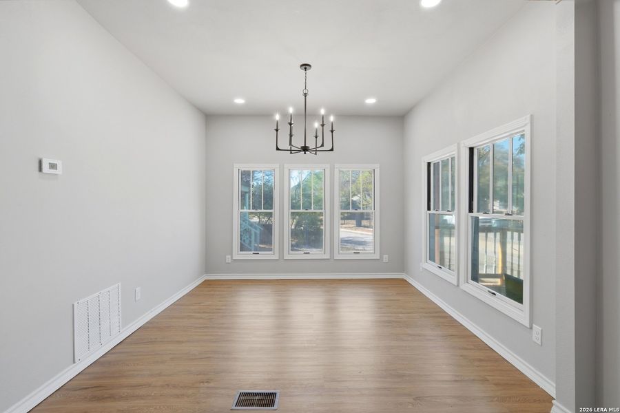 Spacious, unfurnished interior of a new home in , San Antonio (Image 22).