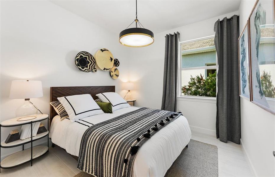 Furnished interior view inside a new home in Talon Preserve on Palmer Ranch, Nokomis (Image 7). Furnished interior view inside a new home in Talon Preserve on Palmer Ranch, Nokomis (Image 7).