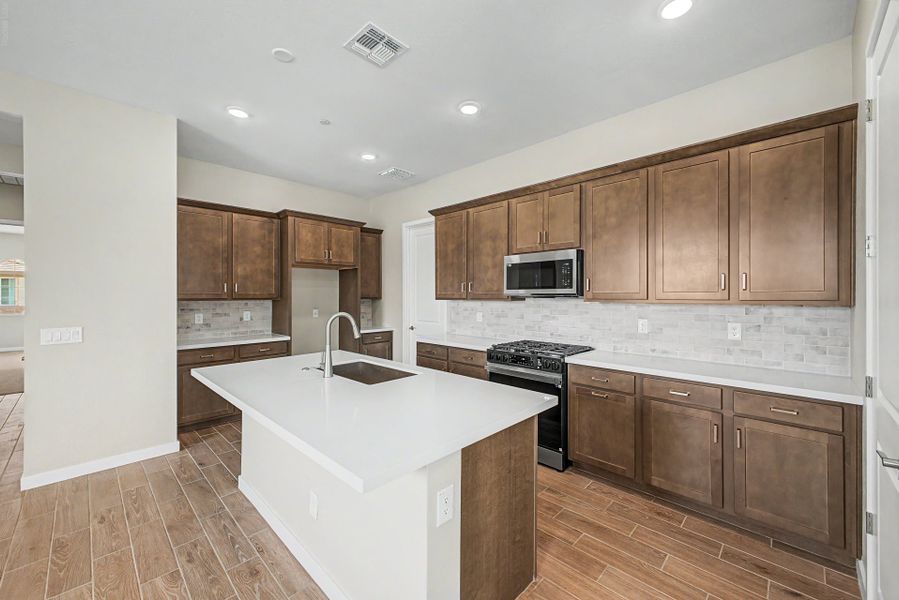 Furnished interior view inside a new home in Mira Vista at Victory, Buckeye (Image 3). Furnished interior view inside a new home in Mira Vista at Victory, Buckeye (Image 3).