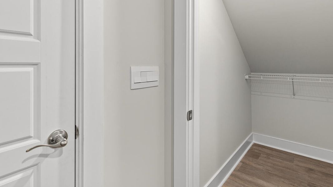 Spacious, unfurnished interior of a new home in Sidbury Station, Castle Hayne (Image 17).