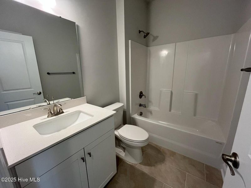 Furnished interior view inside a new home in Palmetto Creek, Bolivia (Image 12).