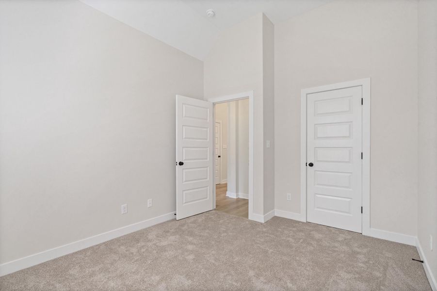 Spacious, unfurnished interior of a new home in Villages of Green Meadows, Munford (Image 21).