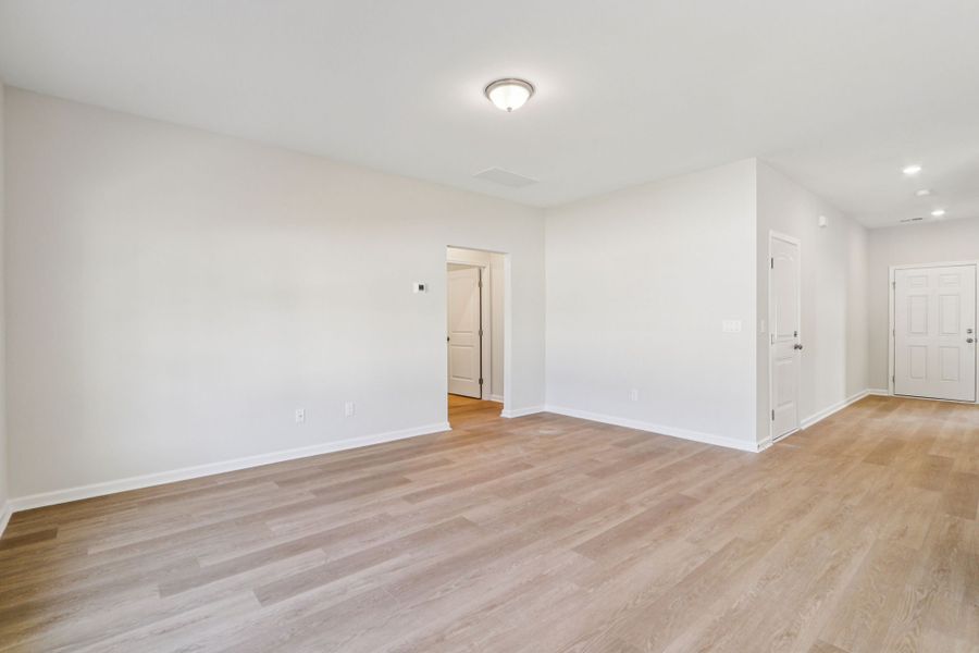 Spacious, unfurnished interior of a new home in Hayden Pointe, St. Marys (Image 27). Spacious, unfurnished interior of a new home in Hayden Pointe, St. Marys (Image 27).
