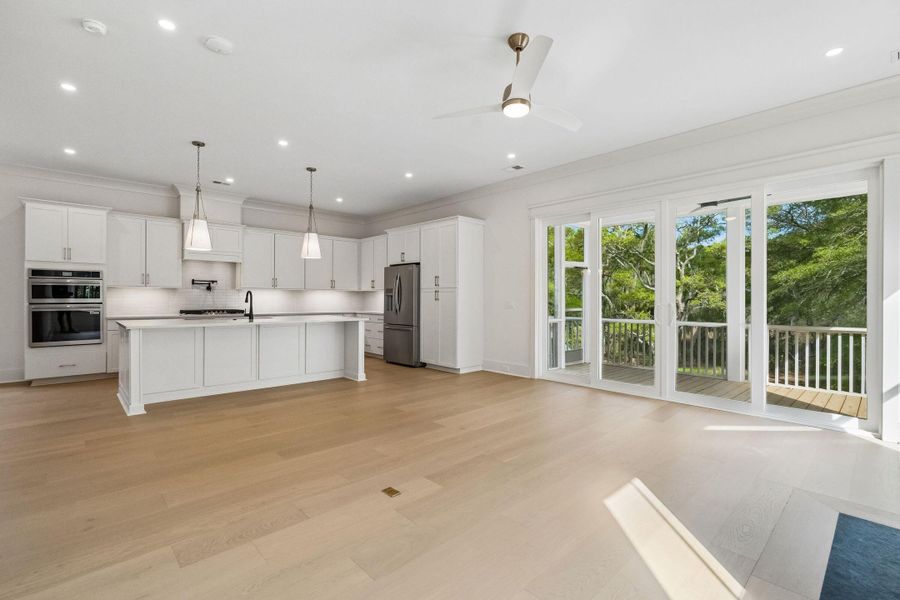 Spacious, unfurnished interior of a new home in , Johns Island (Image 49).