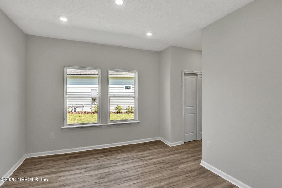 Spacious, unfurnished interior of a new home in , St. Augustine (Image 11).