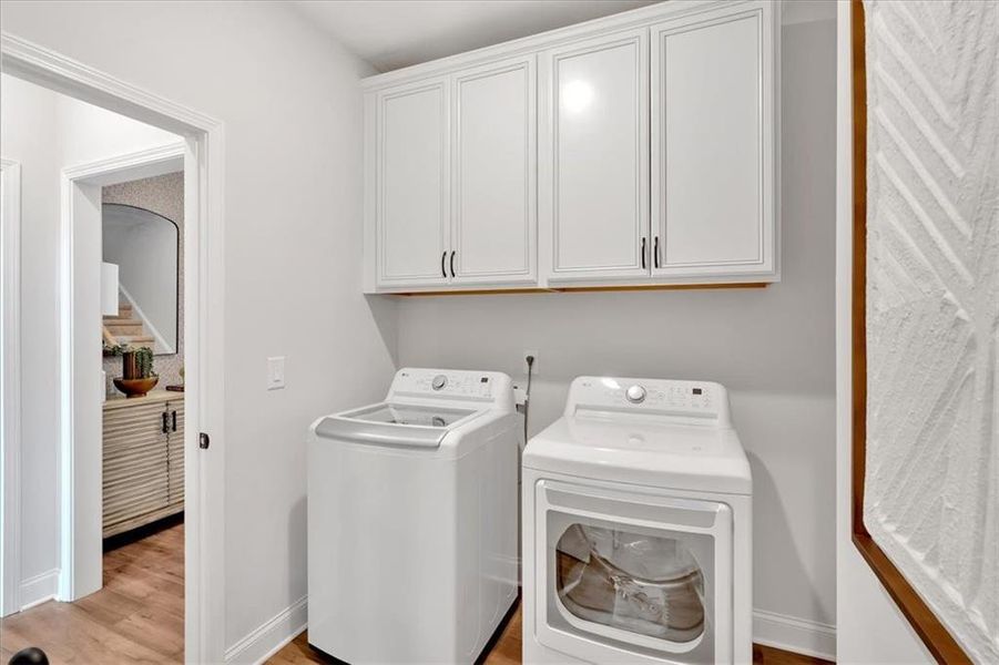Furnished interior view inside a new home in , Villa Rica (Image 33).