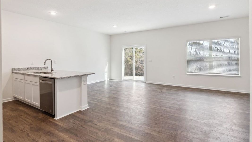 Image 22 representing the Freeport by D.R. Horton in The Hideaway at Fox Meadows, Bluff City, TN.