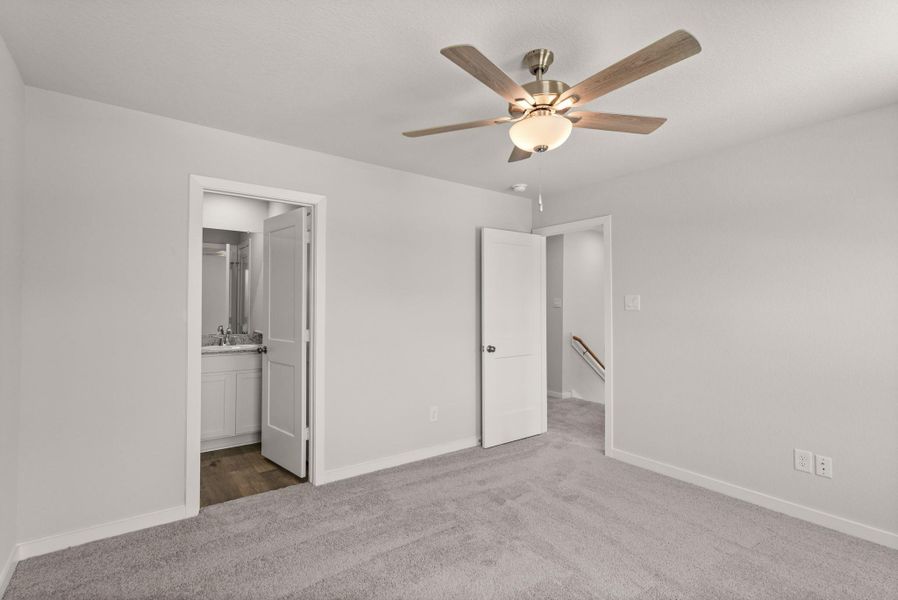 Spacious, unfurnished interior of a new home in Crockett Meadows, Conroe (Image 19). Spacious, unfurnished interior of a new home in Crockett Meadows, Conroe (Image 19).