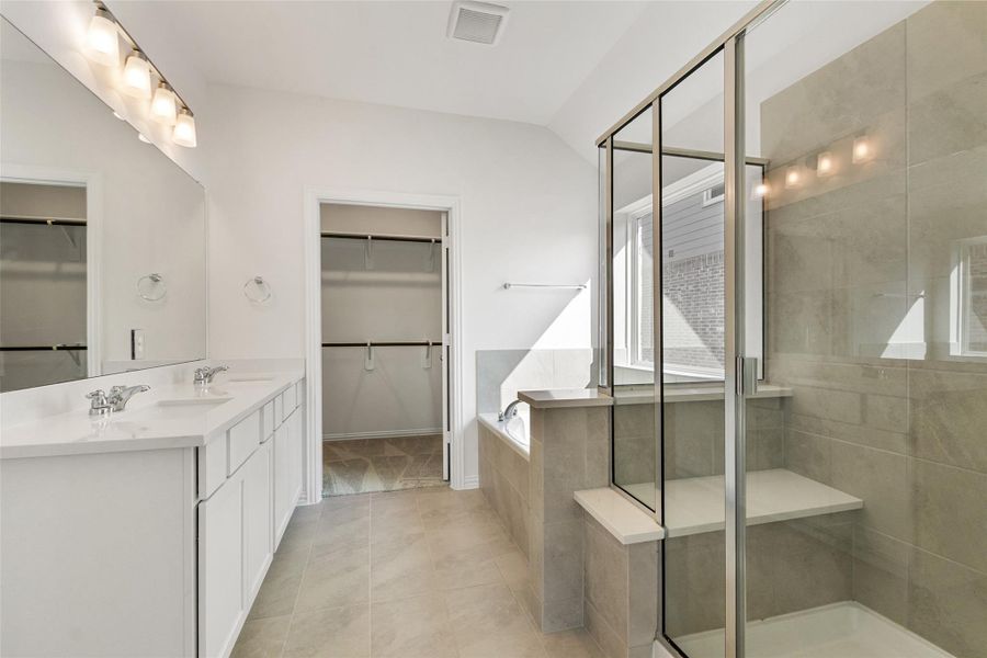 Furnished interior view inside a new home in Ellis Cove, Seabrook (Image 9). Furnished interior view inside a new home in Ellis Cove, Seabrook (Image 9).