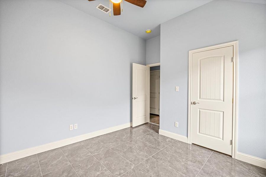 Spacious, unfurnished interior of a new home in , Granbury (Image 14). Spacious, unfurnished interior of a new home in , Granbury (Image 14).