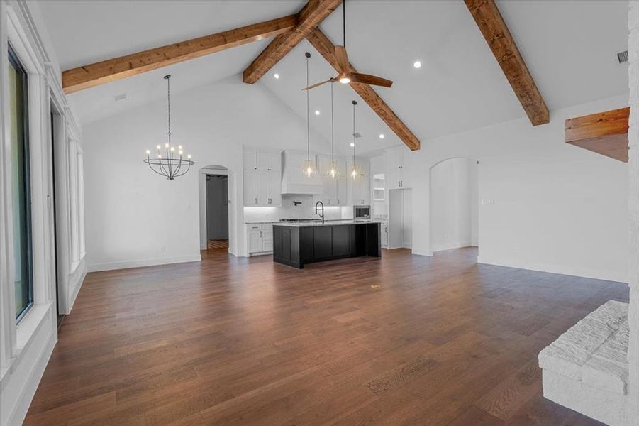 Spacious, unfurnished interior of a new home in , Godley (Image 19).