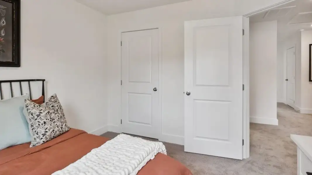 Representative furnished interior of a home built from the Altamont Townhome by D.R. Horton in Oak Vista, Knoxville (Image 13).