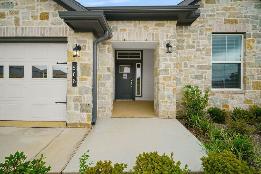 Exterior details and patio area of a home in Wellington Place, Tyler (Image 2). Exterior details and patio area of a home in Wellington Place, Tyler (Image 2).