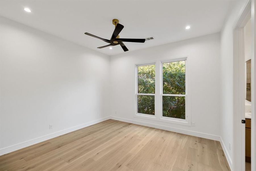 Spacious, unfurnished interior of a new home in , Dallas (Image 20). Spacious, unfurnished interior of a new home in , Dallas (Image 20).