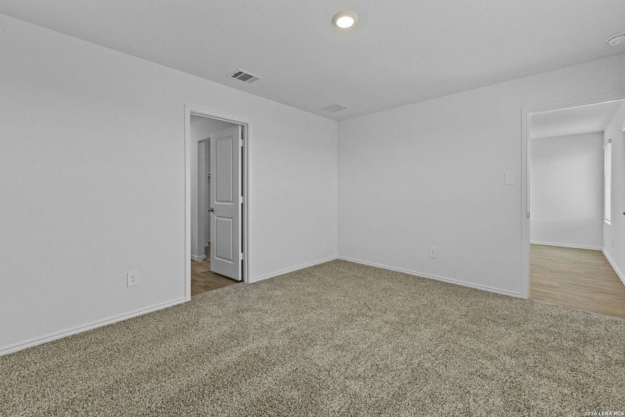 Spacious, unfurnished interior of a new home in Hickory Ridge, Elmendorf (Image 23).