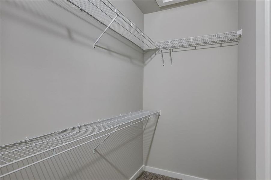 Spacious, unfurnished interior of a new home in , Dallas (Image 15).