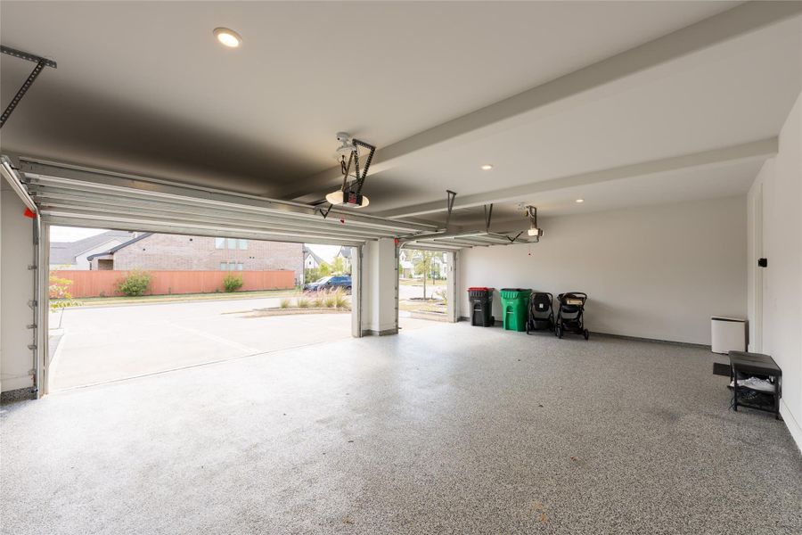 Spacious, unfurnished interior of a new home in Elyson 65', Katy (Image 21). Spacious, unfurnished interior of a new home in Elyson 65', Katy (Image 21).