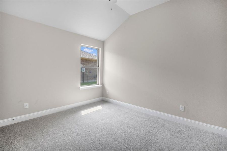 Spacious, unfurnished interior of a new home in Fox Landing, Caddo Mills (Image 29).