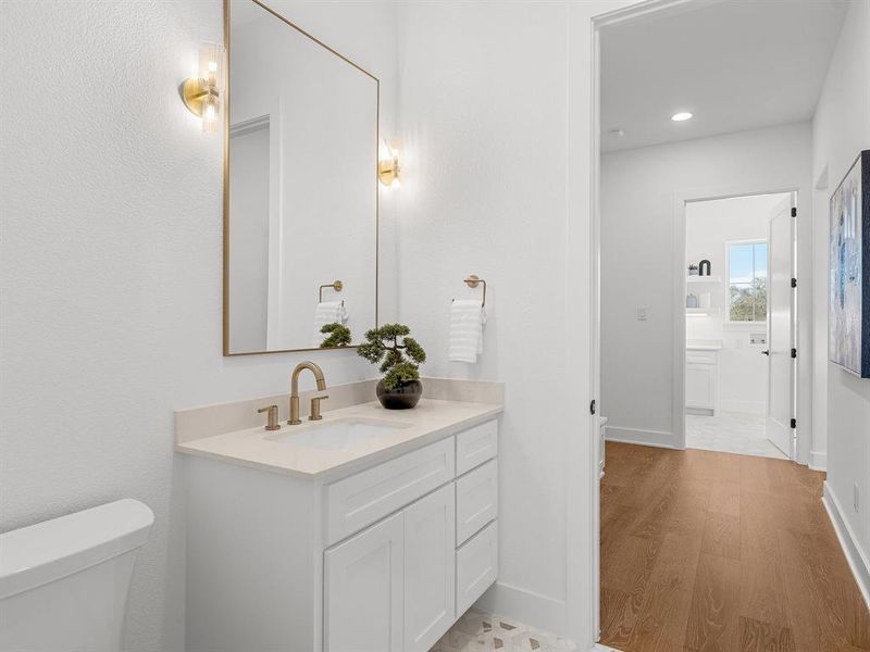 Furnished interior view inside a new home in , Gunter (Image 13).