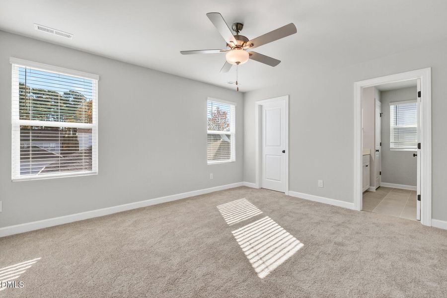 Ral_Knightdale_426 (19) Ral_Knightdale_426 (19)