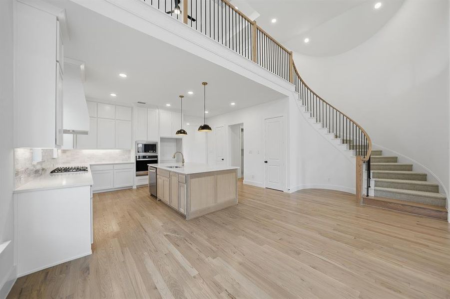 Image 32 of a home in Aster Park. Image 32 of a home in Aster Park.