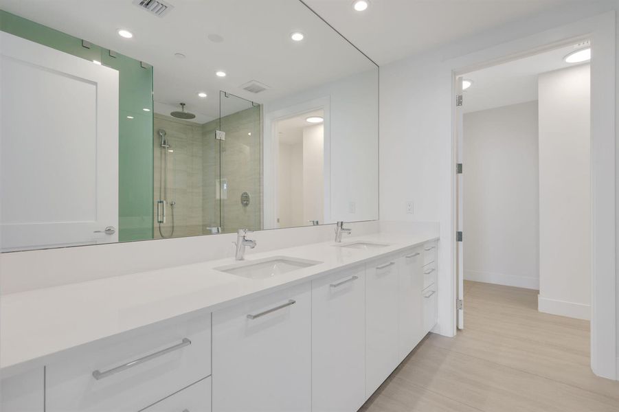 Dual Sink Primary Dual Sink Primary