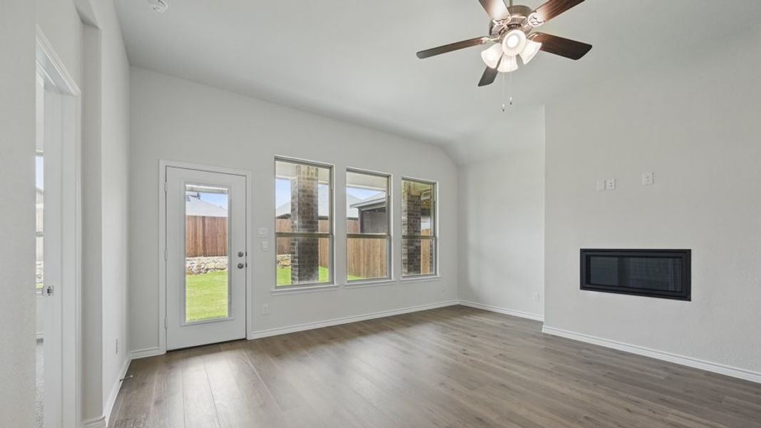 Representative unfurnished interior of a home built from the Vail by D.R. Horton in The Woods at Lindsey Place, Anna (Image 8). Representative unfurnished interior of a home built from the Vail by D.R. Horton in The Woods at Lindsey Place, Anna (Image 8).