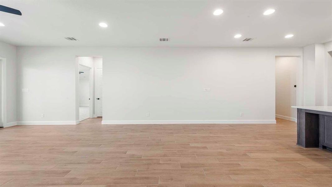 Spacious, unfurnished interior of a new home in Hillstead, Lavon (Image 12). Spacious, unfurnished interior of a new home in Hillstead, Lavon (Image 12).