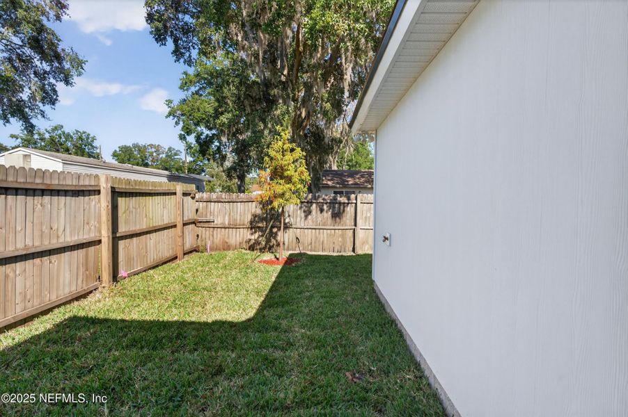 Exterior details and patio area of a home in , Jacksonville (Image 3). Exterior details and patio area of a home in , Jacksonville (Image 3).