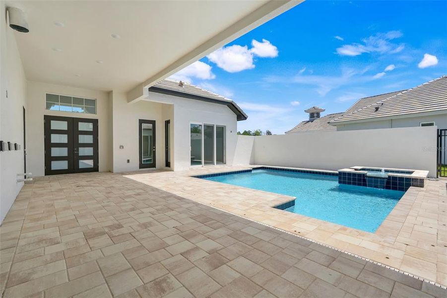 Exterior details and patio area of a home in Toscana, Palm Coast (Image 2).
