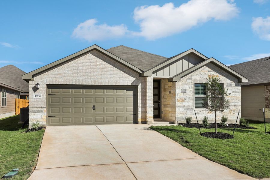 Front exterior of the Oleander floorplan at a Meritage Homes community. Front exterior of the Oleander floorplan at a Meritage Homes community.