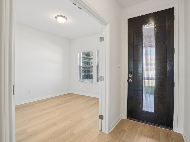 Spacious, unfurnished interior of a new home in Stetson Ridge, Marion (Image 18).