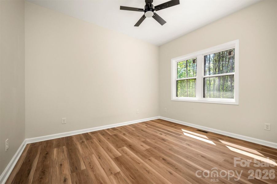 Spacious, unfurnished interior of a new home in , Bostic (Image 29).