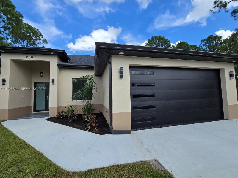 Image 32 of a home in . Image 32 of a home in .