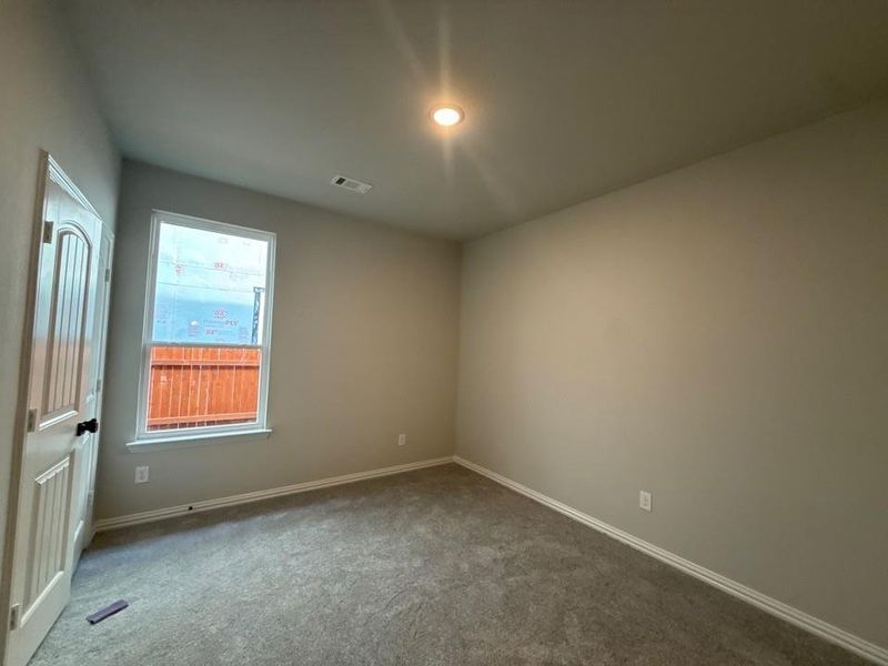 Spacious, unfurnished interior of a new home in Morningstar, Aledo (Image 7).