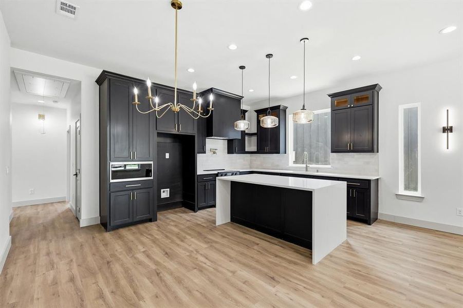 Furnished interior view inside a new home in , Bridgeport (Image 9).