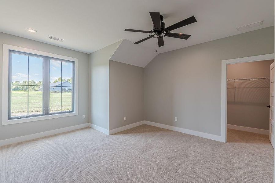 Spacious, unfurnished interior of a new home in , Bremen (Image 31). Spacious, unfurnished interior of a new home in , Bremen (Image 31).
