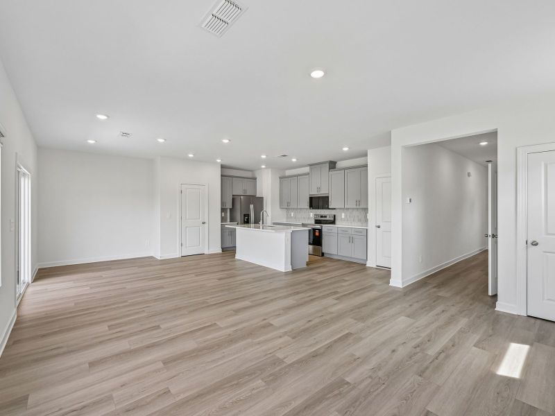 Spacious, unfurnished interior of a new home in Calico Creek, Cherryville (Image 13). Spacious, unfurnished interior of a new home in Calico Creek, Cherryville (Image 13).