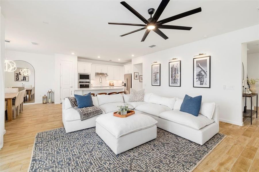 Furnished interior view inside a new home in , Bradenton (Image 6).