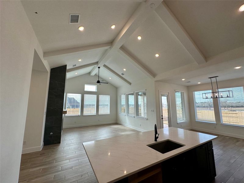 Spacious, unfurnished interior of a new home in Briarley, Montgomery (Image 18).
