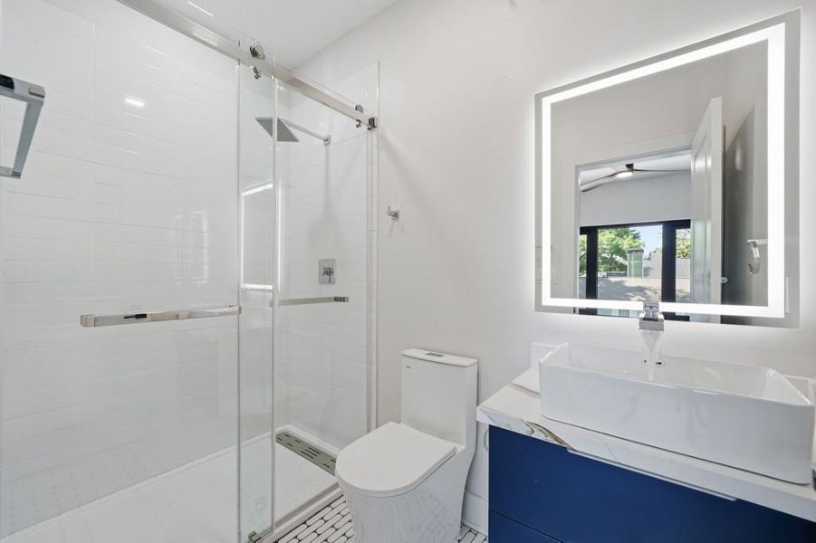 Furnished interior view inside a new home in , Decatur (Image 9).