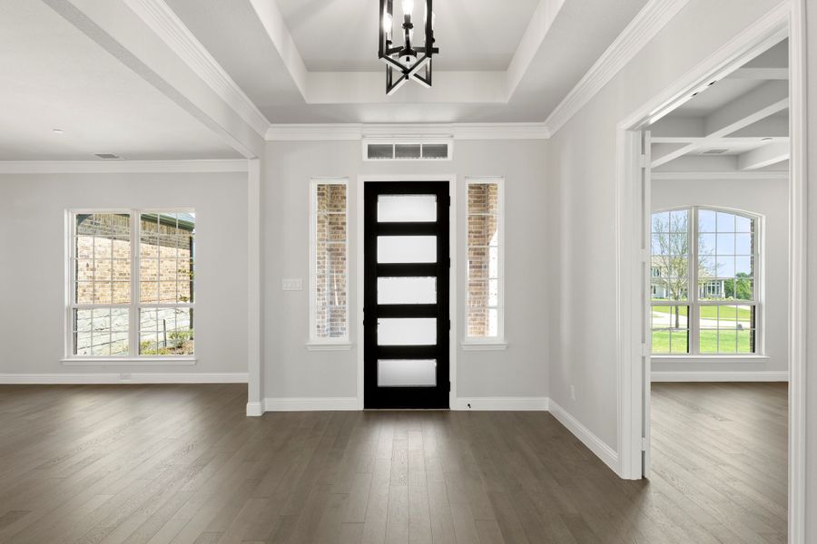 Representative unfurnished interior of a home built from the Derby by Windsor Homes in Ridge Pointe Estates, McLendon-Chisholm (Image 15).